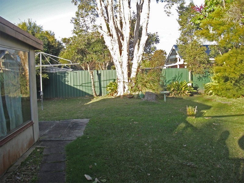 38 Panorama Parade, Berkeley Vale NSW 2261
