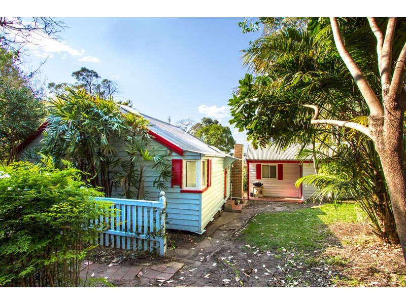 16 High View Rd, Pretty Beach NSW 2257