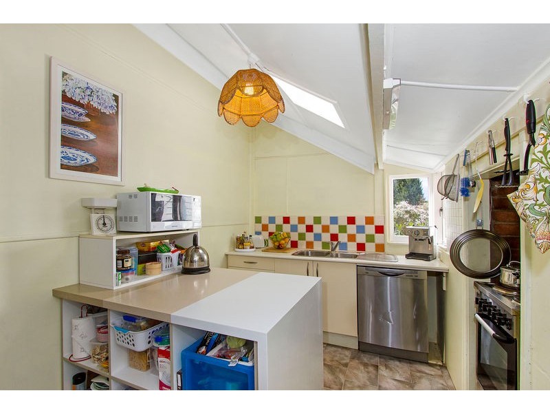 16 High View Rd, Pretty Beach NSW 2257