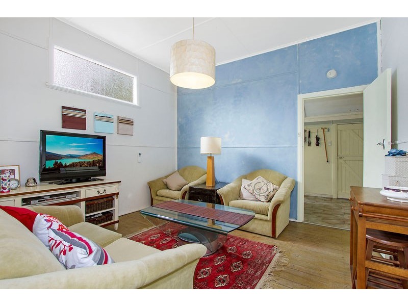 16 High View Rd, Pretty Beach NSW 2257