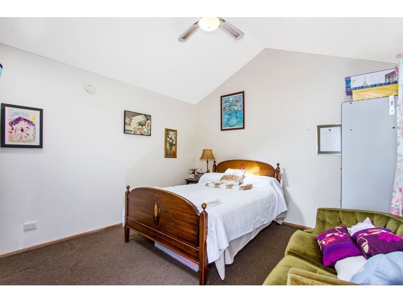 16 High View Rd, Pretty Beach NSW 2257