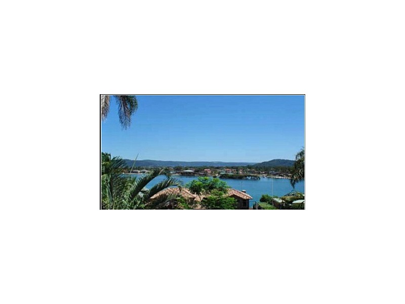 24 Daley Ave, Daleys Point NSW 2257