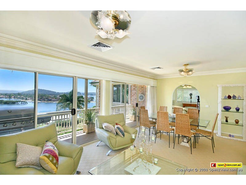 24 Daley Ave, Daleys Point NSW 2257