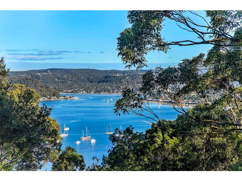 30 Wards Hill Rd, Killcare Heights NSW 2257