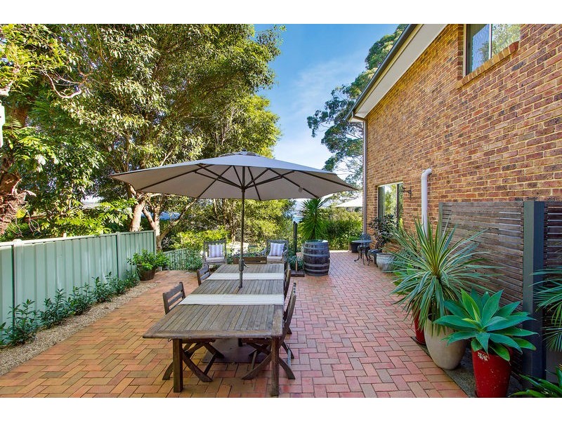 30 Wards Hill Rd, Killcare Heights NSW 2257