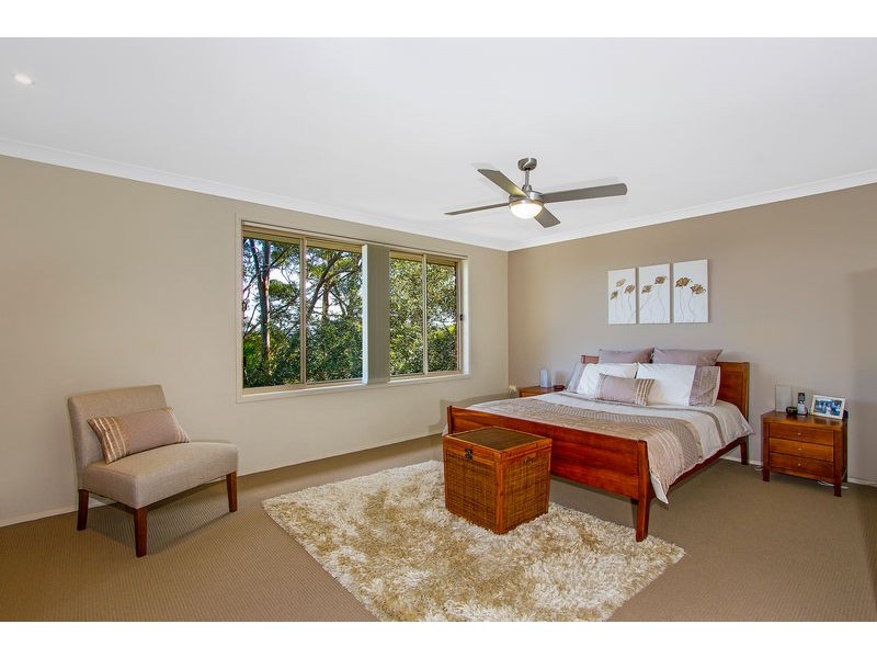 30 Wards Hill Rd, Killcare Heights NSW 2257