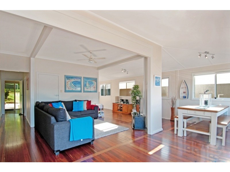 144 Araluen Drive, Hardys Bay NSW 2257