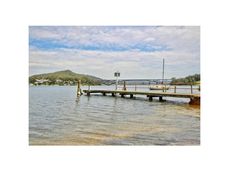 42 Fishermans Pde, Daleys Point NSW 2257