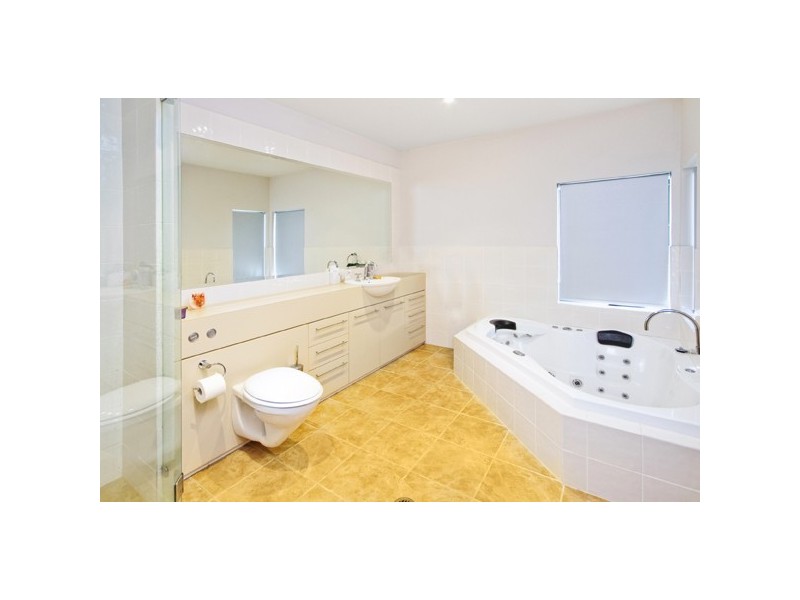 42 Fishermans Pde, Daleys Point NSW 2257
