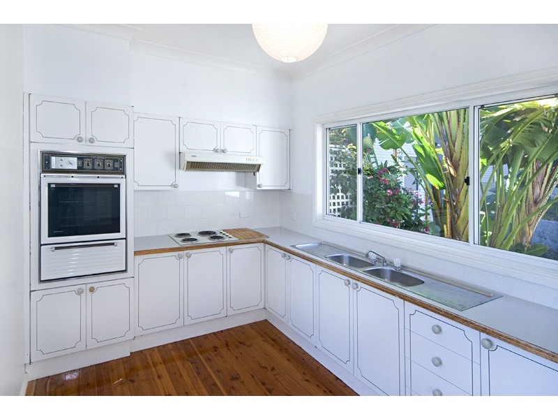 116 Heath Road, Hardys Bay NSW 2257