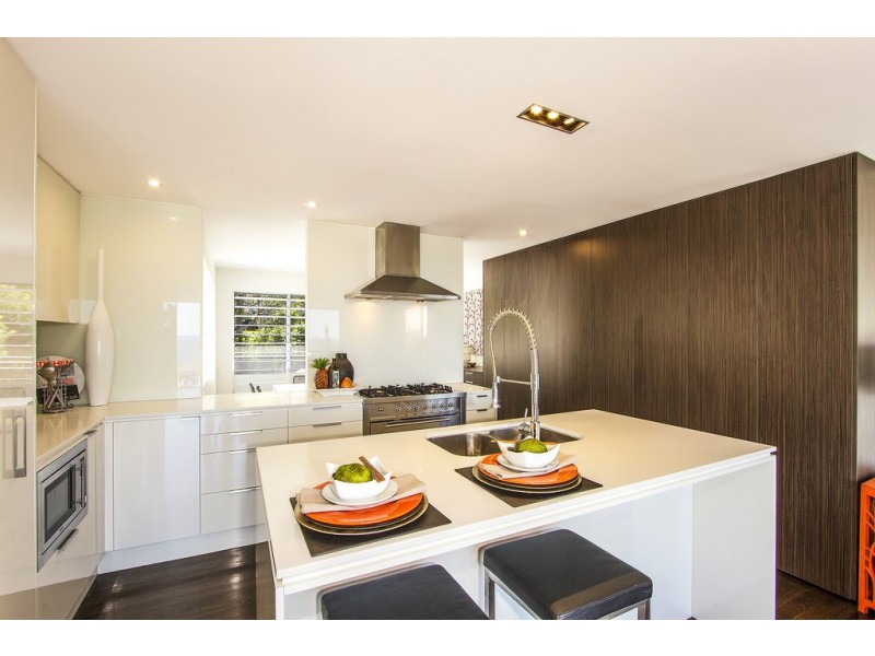 10 Baden St, Killcare Heights NSW 2257