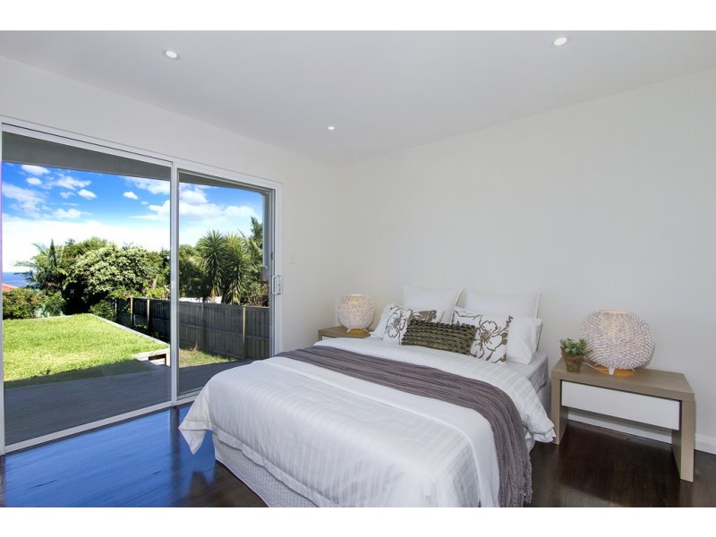 10 Baden St, Killcare Heights NSW 2257