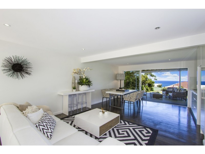 10 Baden St, Killcare Heights NSW 2257