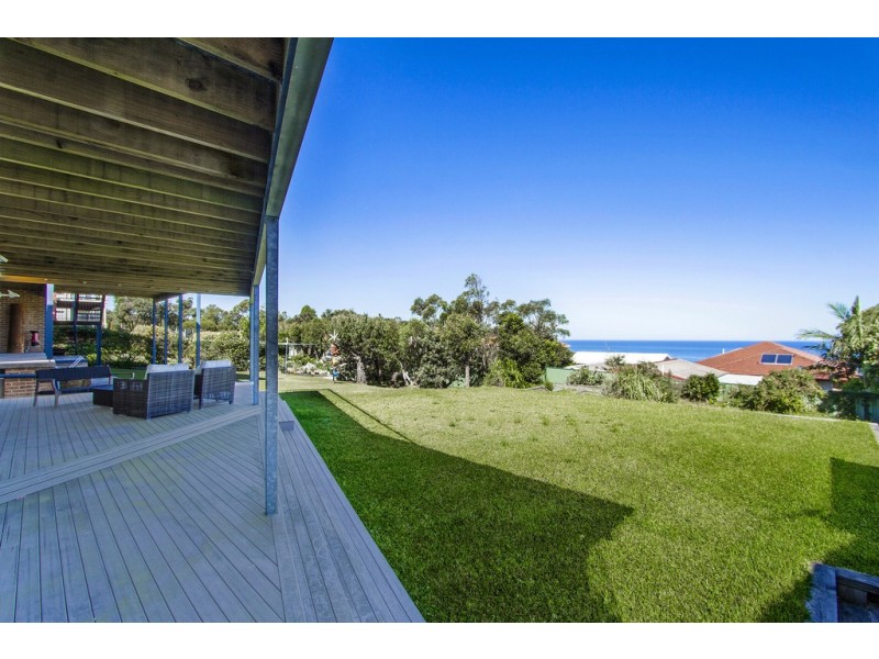 10 Baden St, Killcare Heights NSW 2257