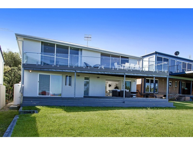 10 Baden St, Killcare Heights NSW 2257