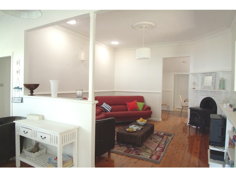 8 Araluen Drive, Killcare NSW 2257