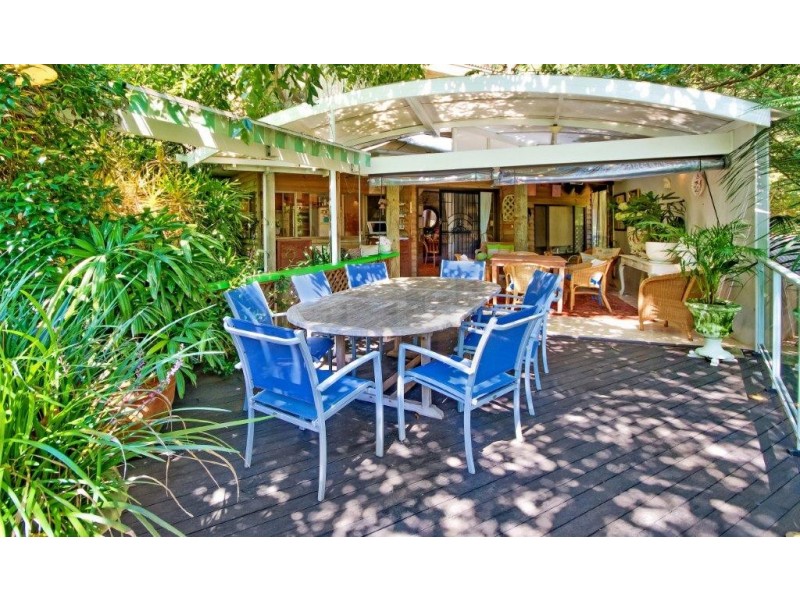 16 Nukara Avenue, Hardys Bay NSW 2257