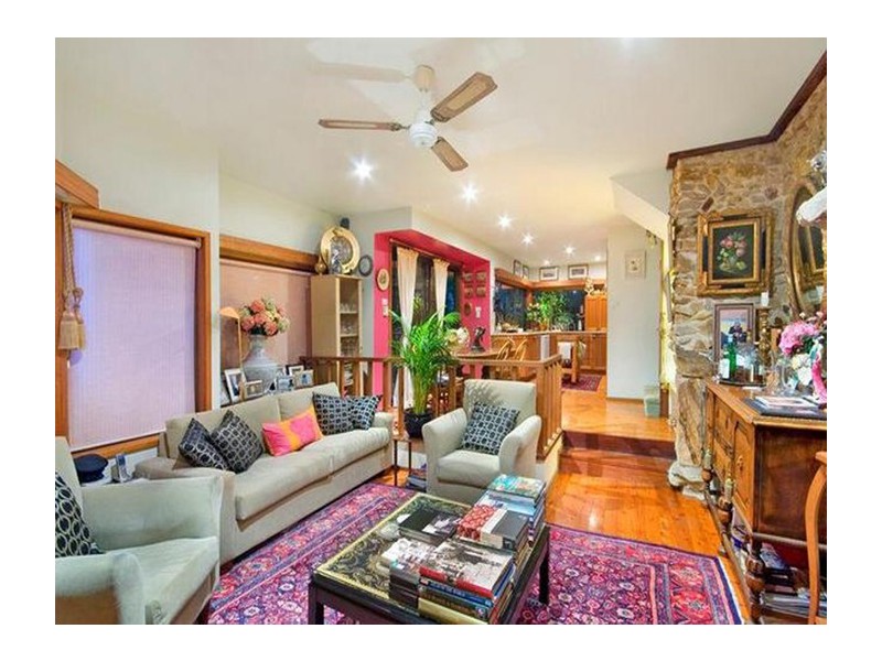 16 Nukara Avenue, Hardys Bay NSW 2257