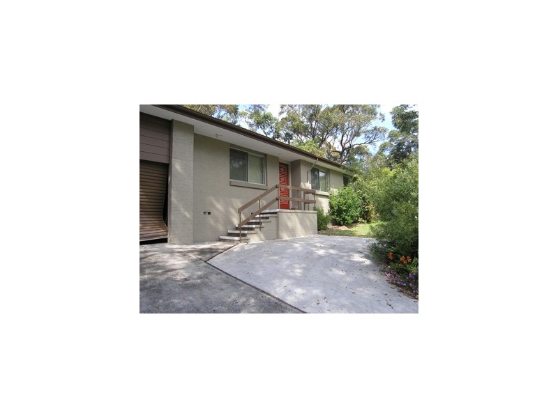 1 Wards Hill, Killcare NSW 2257