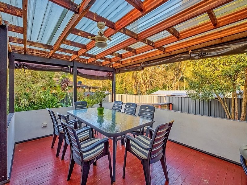 1 Willow Road, Springfield NSW 2250