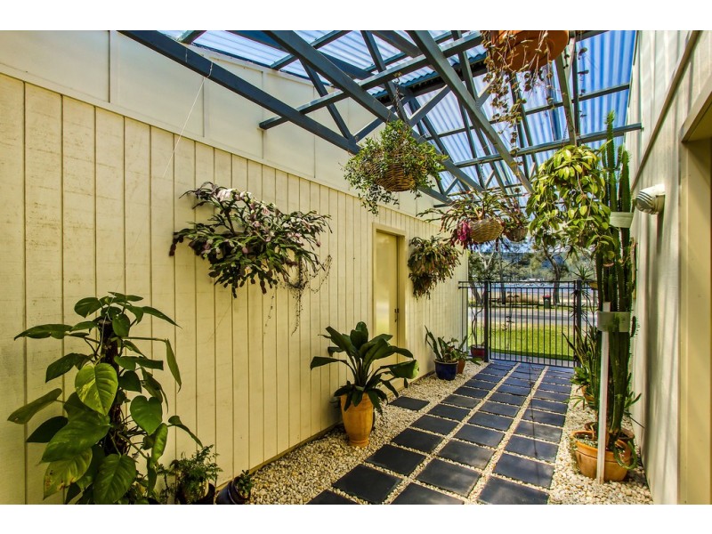 116 Araluen Drive, Hardys Bay NSW 2257