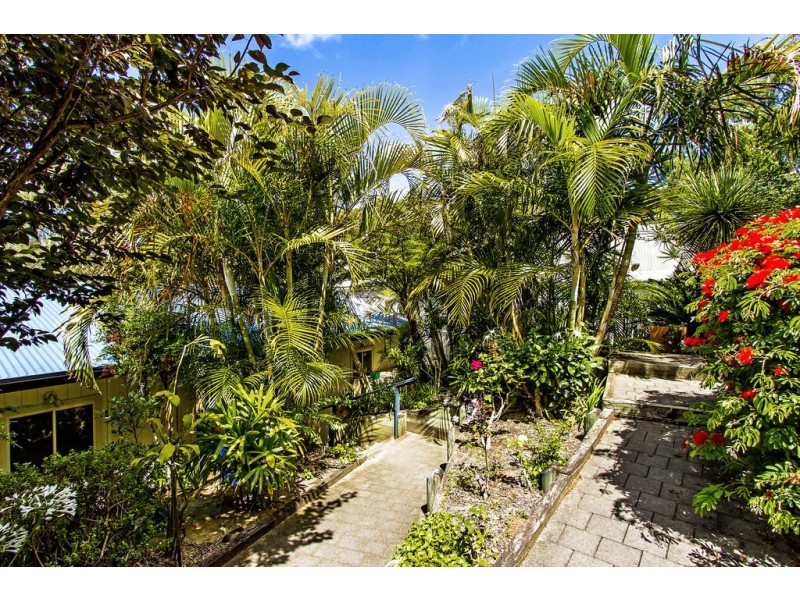 116 Araluen Drive, Hardys Bay NSW 2257