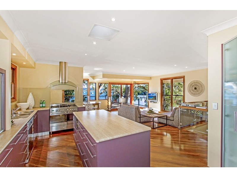 14 Araluen Drive, Killcare NSW 2257