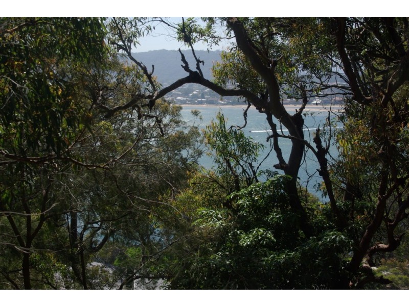 90 Heath Road, Pretty Beach NSW 2257