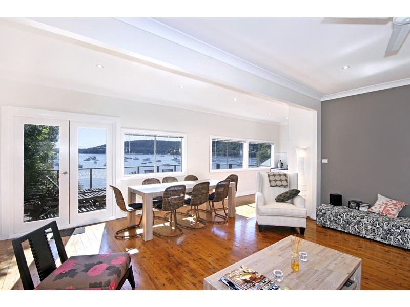 90 Araluen Drive, Hardys Bay NSW 2257