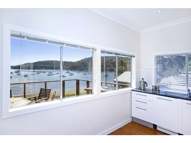 90 Araluen Drive, Hardys Bay NSW 2257