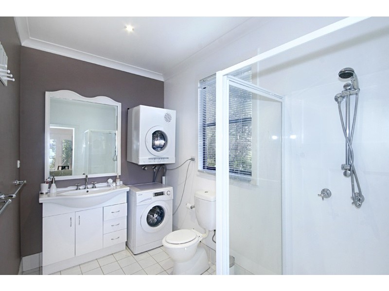 90 Araluen Drive, Hardys Bay NSW 2257