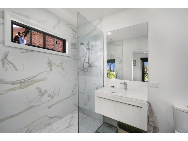 42 MacDonald Street, Killcare Heights NSW 2257