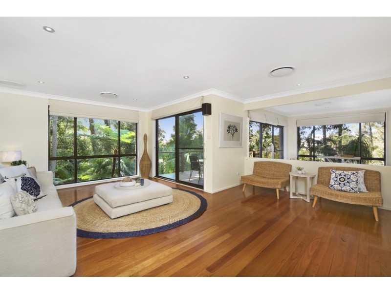 128 Lake Shore Drive, North Avoca NSW 2260