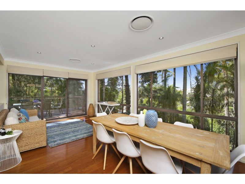 128 Lake Shore Drive, North Avoca NSW 2260