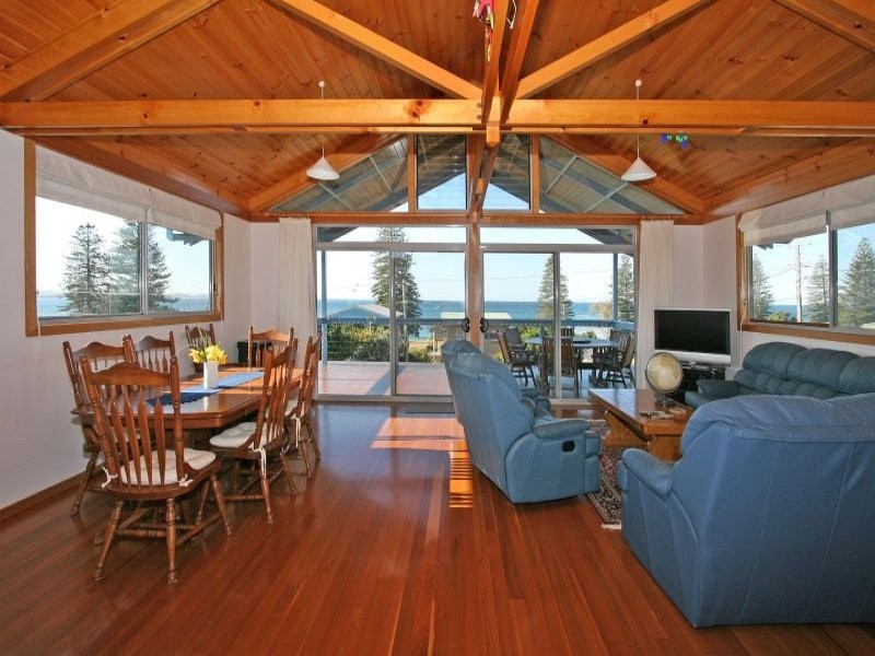 126 Ocean Road, Brooms Head, Yamba NSW 2464