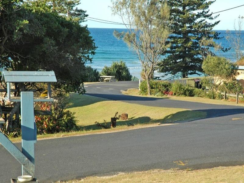 126 Ocean Road, Brooms Head, Yamba NSW 2464