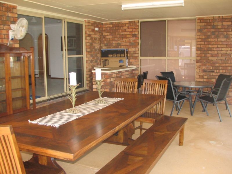 25 The Peninsula, Yamba NSW 2464