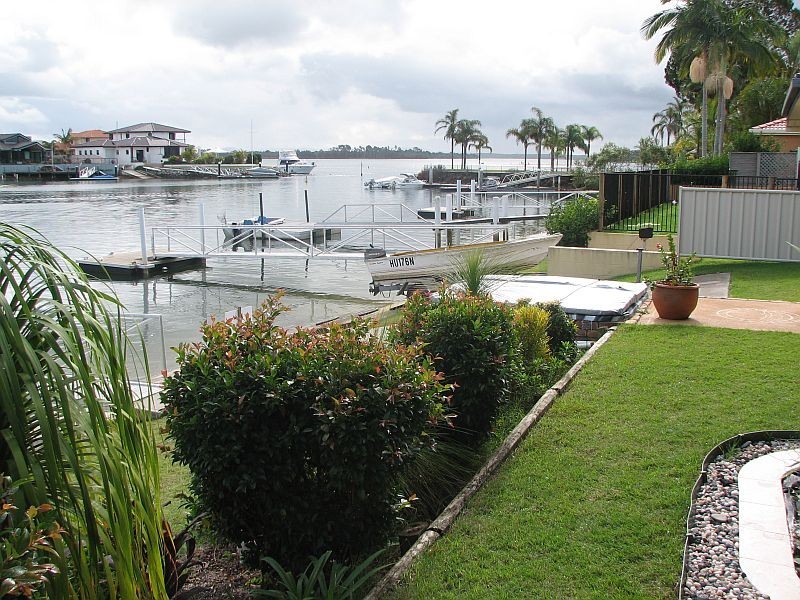 25 The Peninsula, Yamba NSW 2464