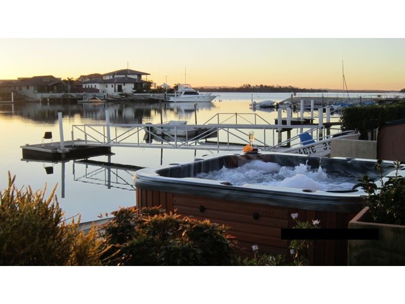 25 The Peninsula, Yamba NSW 2464