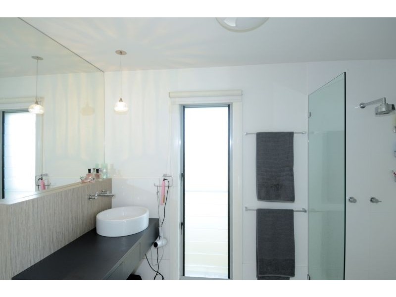 24 William Avenue, Yamba NSW 2464