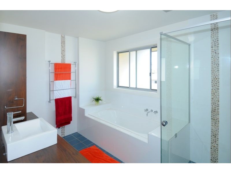 24 William Avenue, Yamba NSW 2464