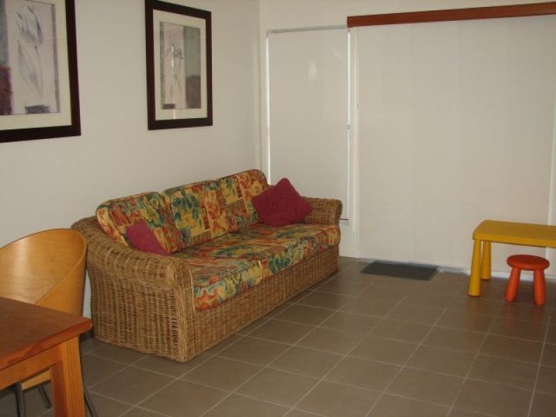 1/76 Yamba Street, Yamba NSW 2464