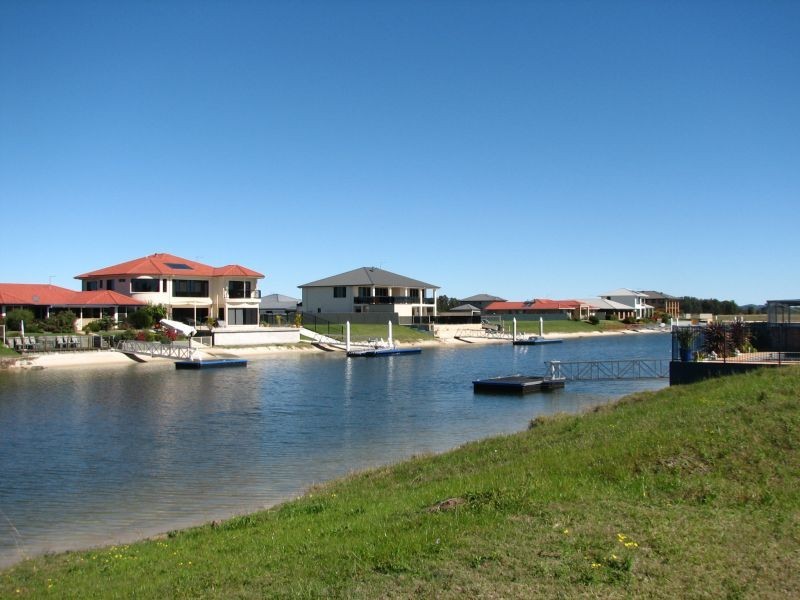 5 Barellan Avenue, Yamba NSW 2464