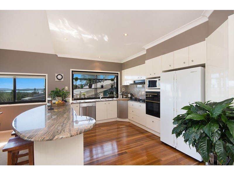 2/9 Clarence Street, Yamba NSW 2464