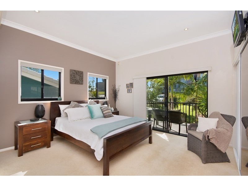 2/9 Clarence Street, Yamba NSW 2464