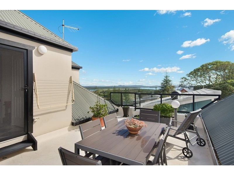 2/9 Clarence Street, Yamba NSW 2464