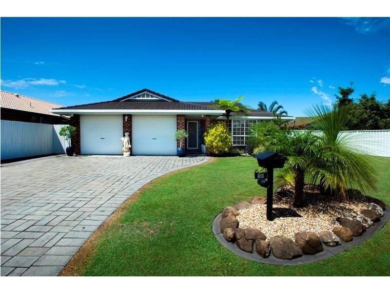 25 Abelia Avenue, Yamba NSW 2464