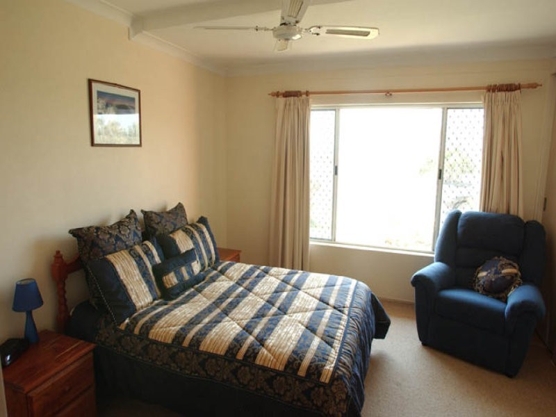 4/16 Pacific Parade, Yamba NSW 2464