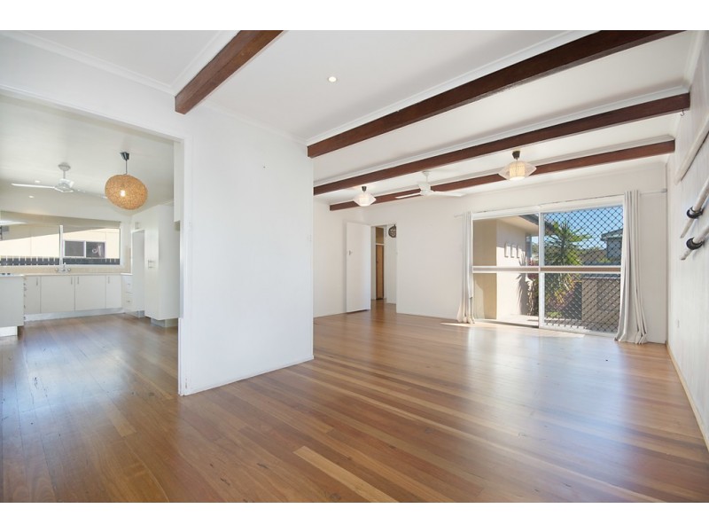 16 Golding Street, Yamba NSW 2464