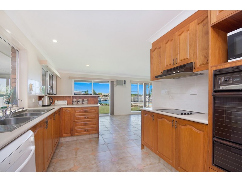 7 Westringia Place, Yamba NSW 2464